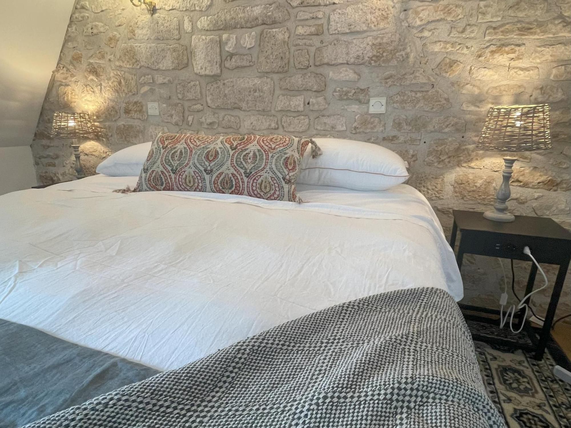 Domaine Du Bonheur En Pierre Avec Piscine, Proche Sarlat Carlux Exterior foto